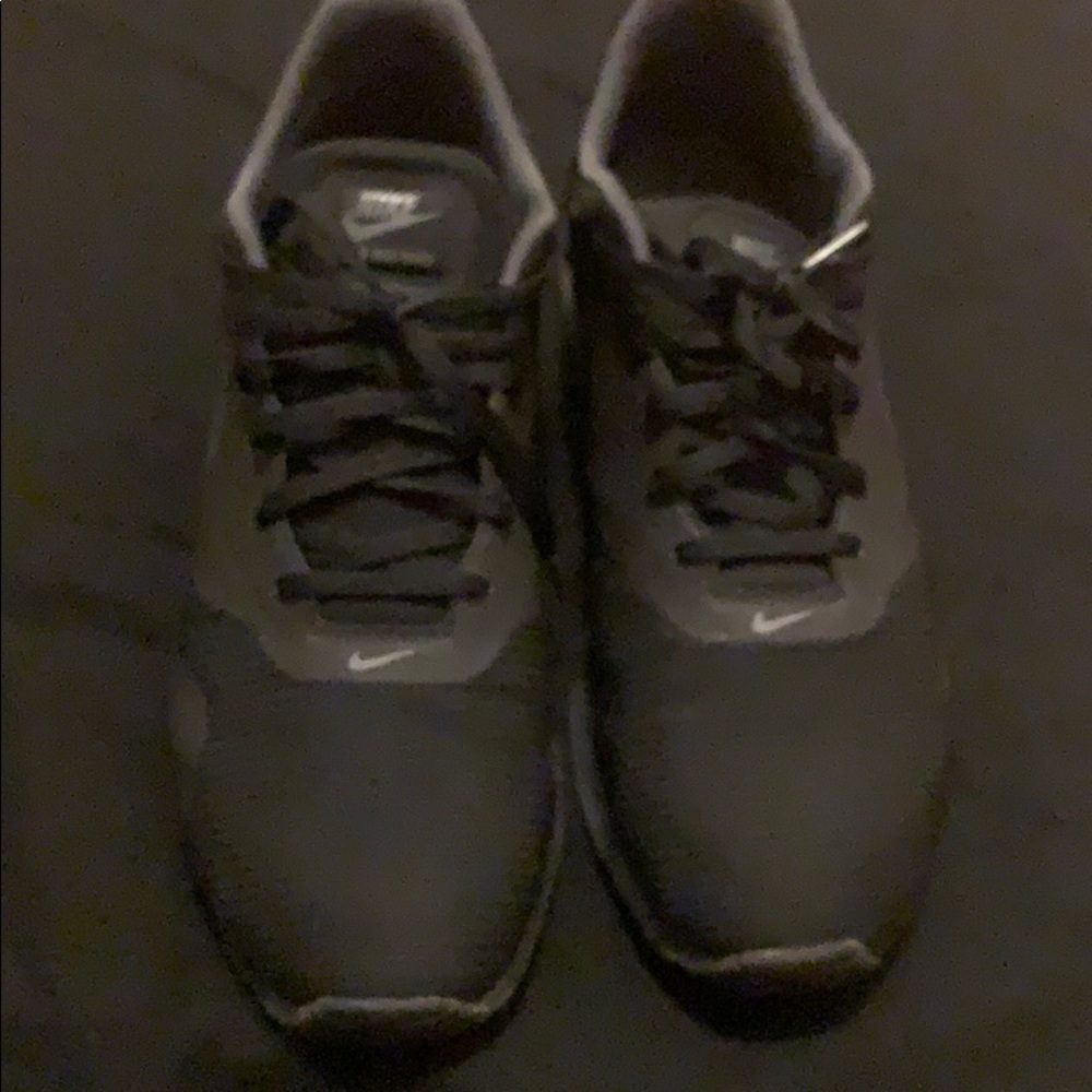 Nike black size 11